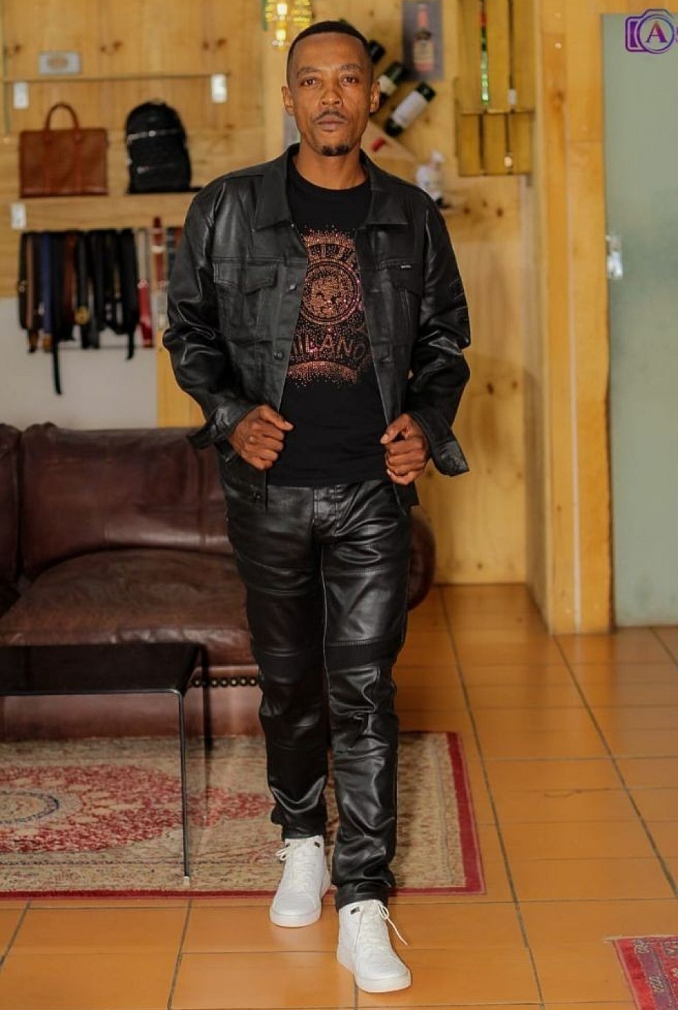 Clothing Sponsor: The Loft by Malefo
